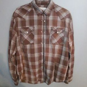 Med. Aeropostale shirt